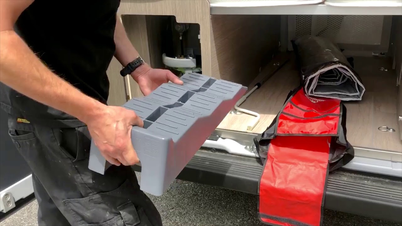 EXPLICATIONS POUR LE CHAUSSON V 594 MAX PARTIE 1 - EXPO CLAVEL