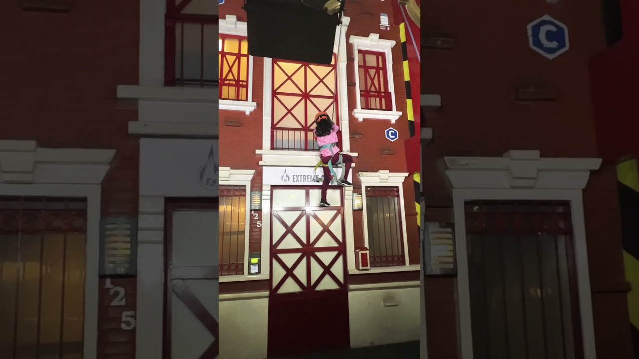 wall climb kidsvideo #toddler #kidsgames #kid #Wallclimb #beautiful #baby #strong #funkidsvideo