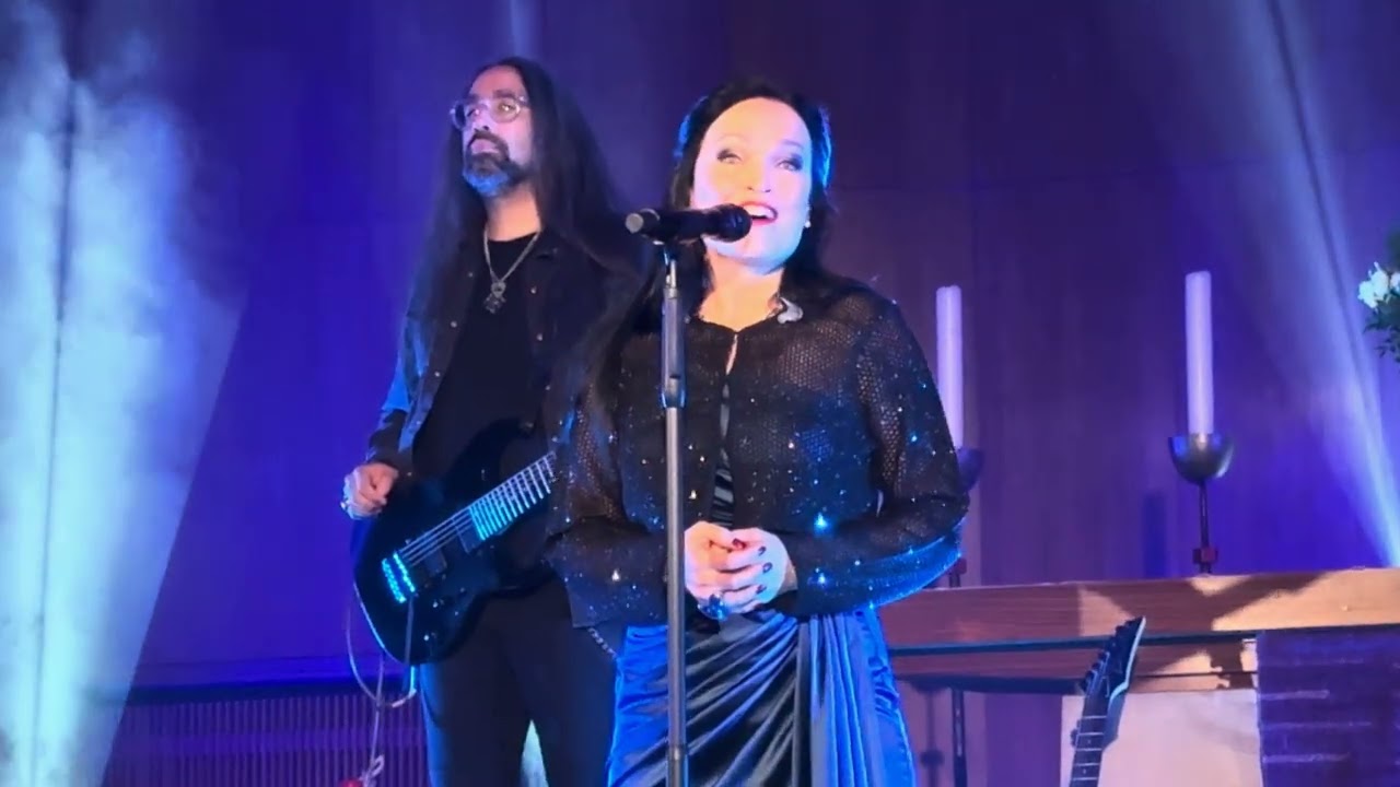 Tarja Turunen „Ave Maria“ - Dresden, Germany (12.12.25)