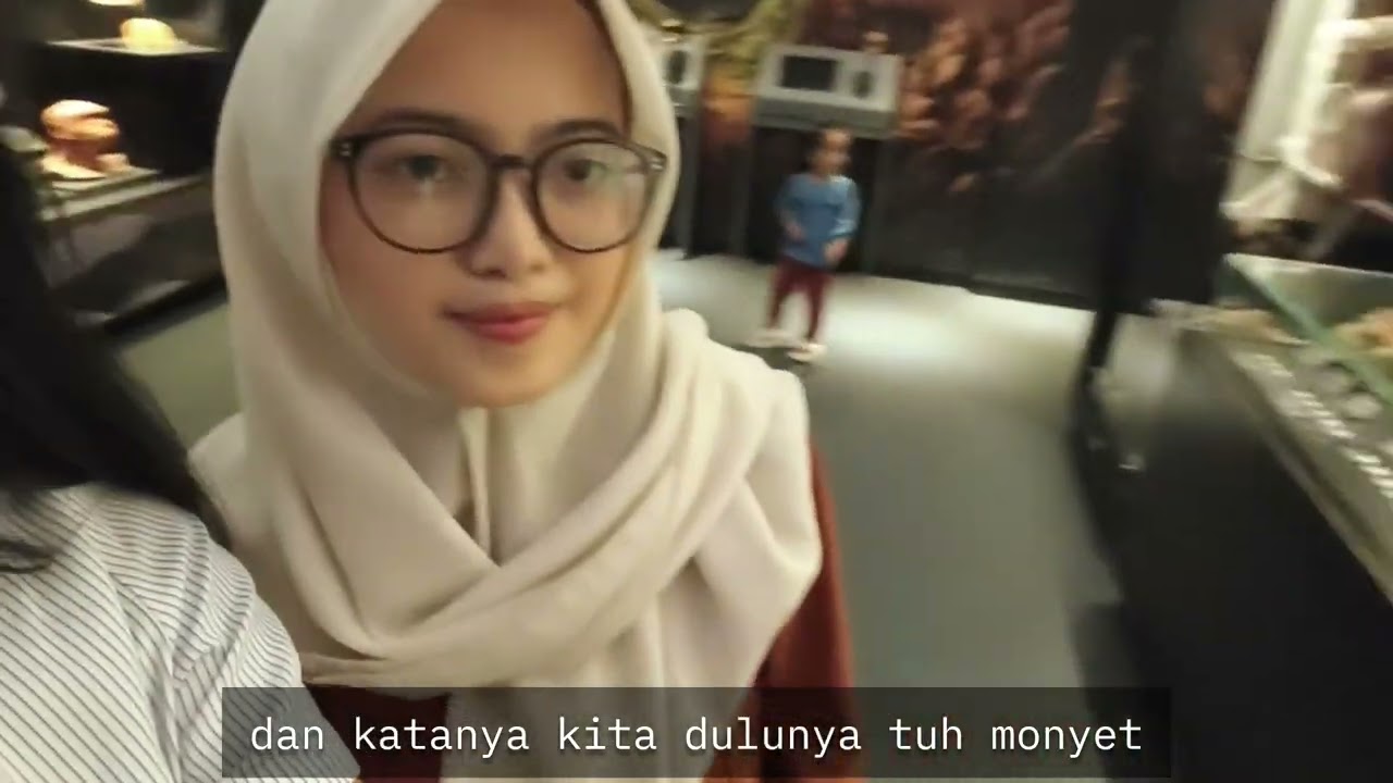 TOUR MUSEUM GEOLOGI | Tugas Sejarah