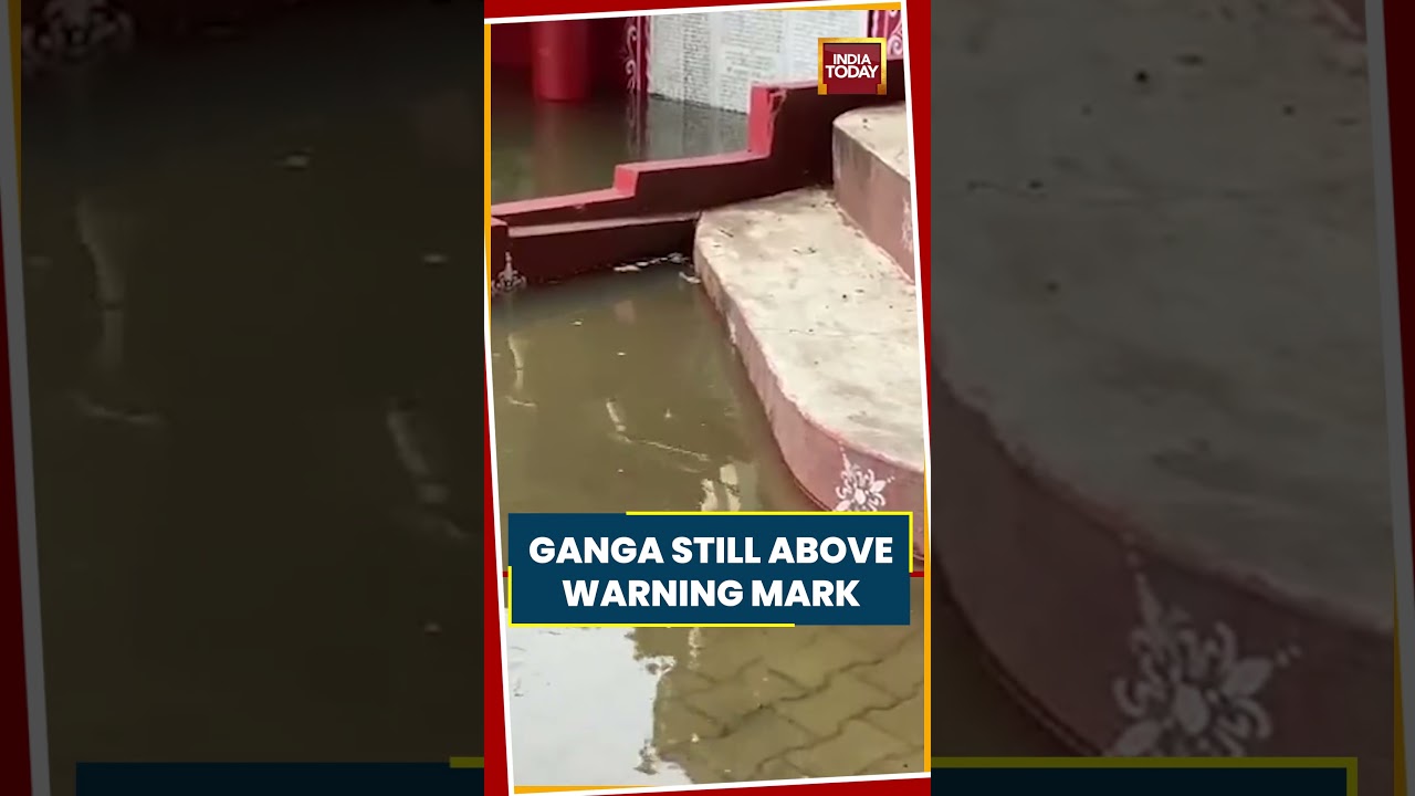 Ganga Water Level Stabilises In Varanasi, Remains Above Warning Mark #ganga #viralvideo #shorts