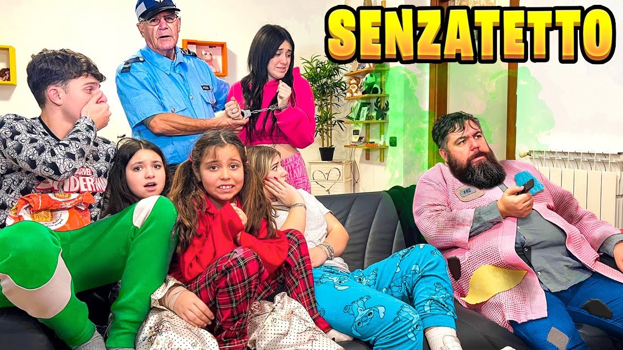 SENZATETTO MISTERIOSO ENTRA IN CASA NOSTRA DURANTE PIGIAMA PARTY ILARY VIENE ARRESTATA DALLA POLIZIA