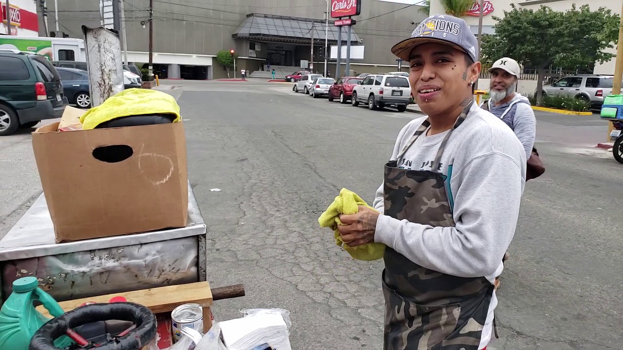 CARRITO DE CAMOTES MEXICANO UNA TRADICIÓN NACIONAL