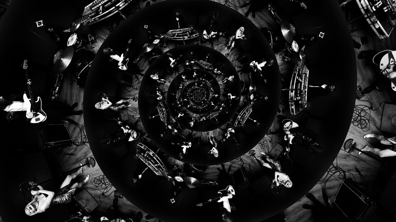 ALLOISE - Crown (Official Music Video)[2D Director's Cut]