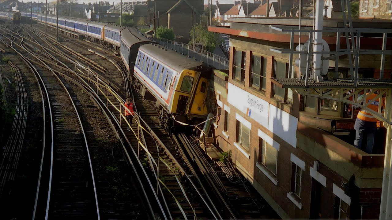 Bognor Regis Railway Station, Crashes, Derailments, Specials, Engineers Trains, Amberly Museum, SDLT