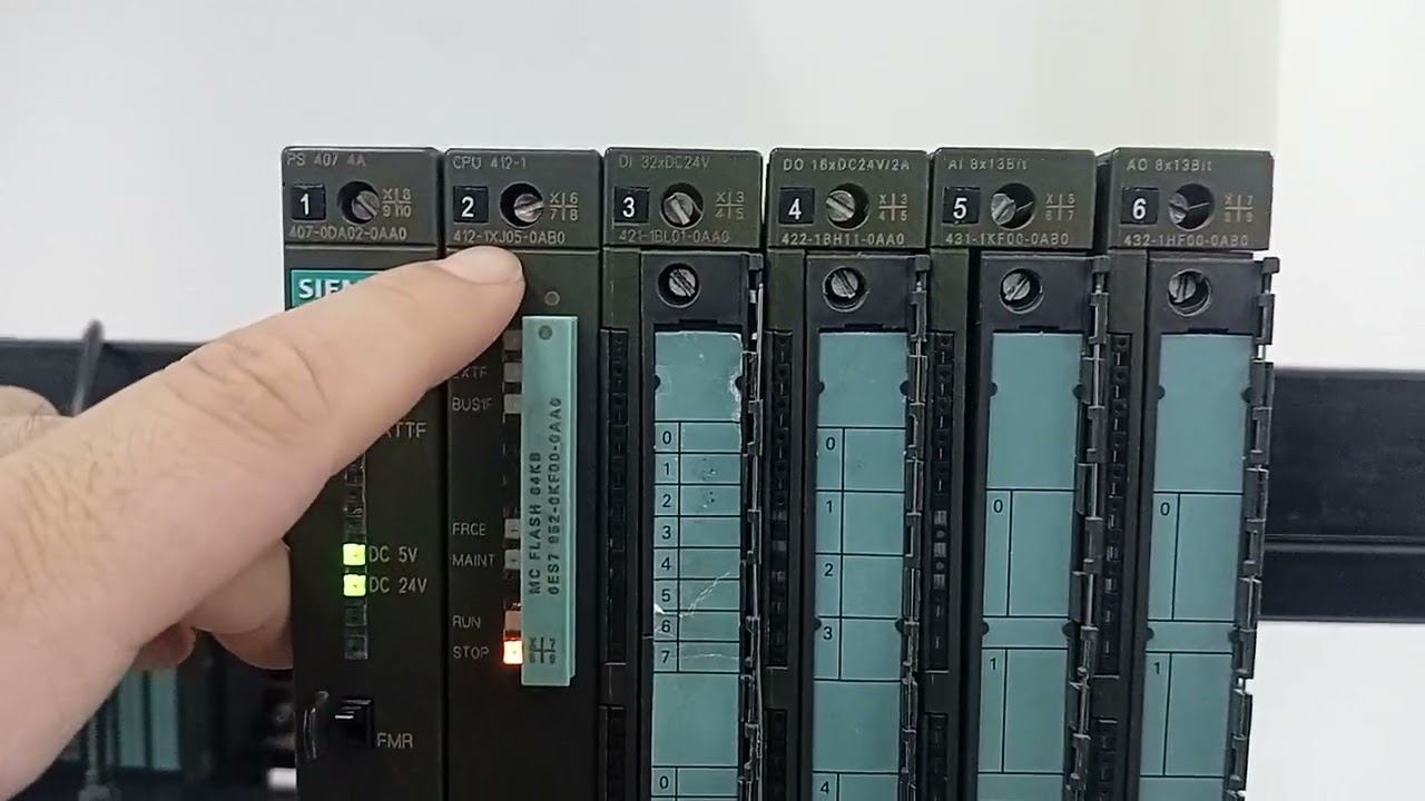 Exp3 introduction to PLC - Hardware & software configuration