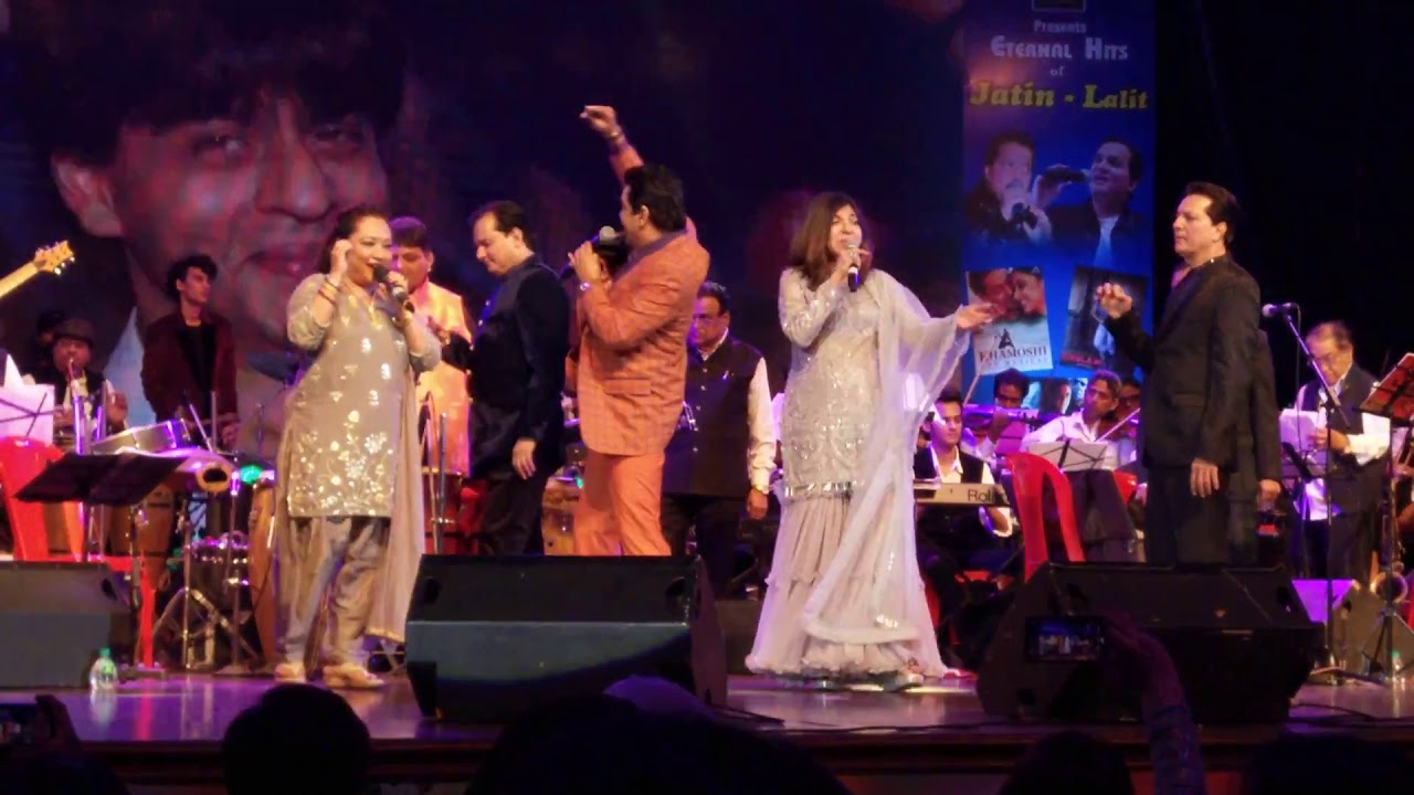 Mehendi laga ke rakhna Live PadmaBhusan #UditNarayan #AlkaYagnik #DeepaNarayan Mumbai 22.02.2020