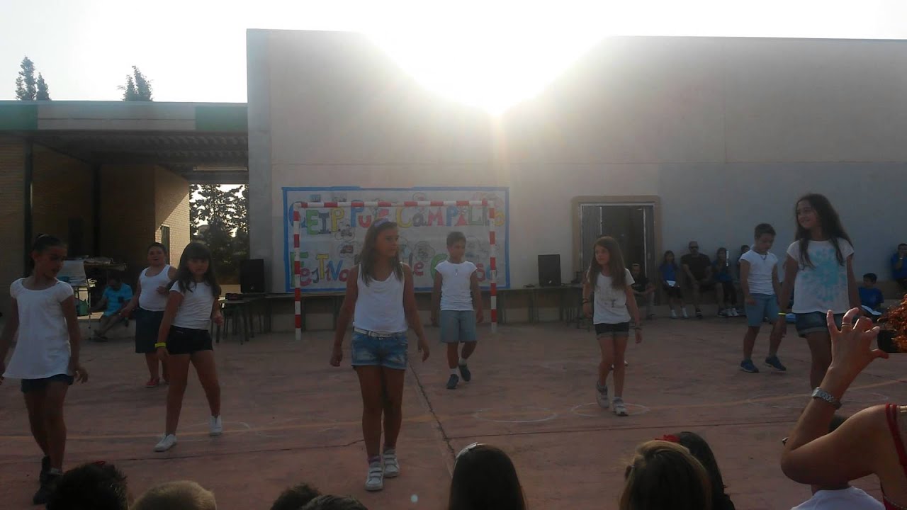 BAILE SEGUNDO CICLO PUIG CAMPILLO