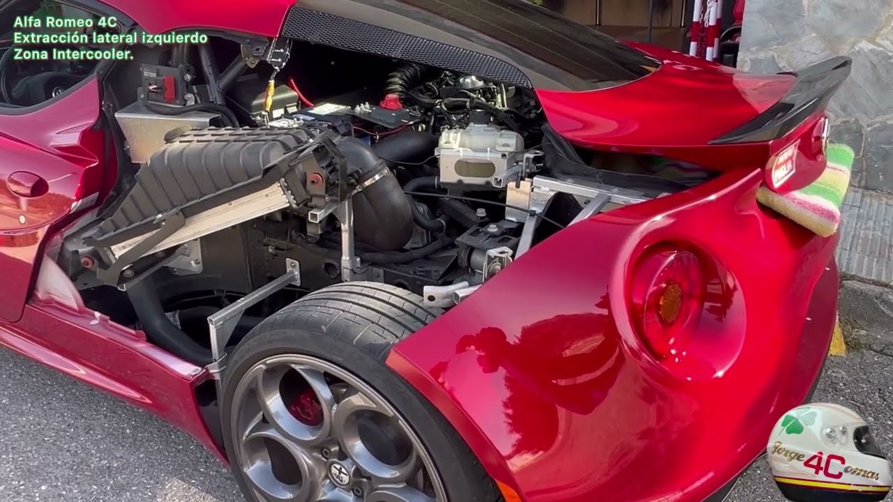 Alfa Romeo 4C extraer lateral trasero izquierdo, zona Intercooler.