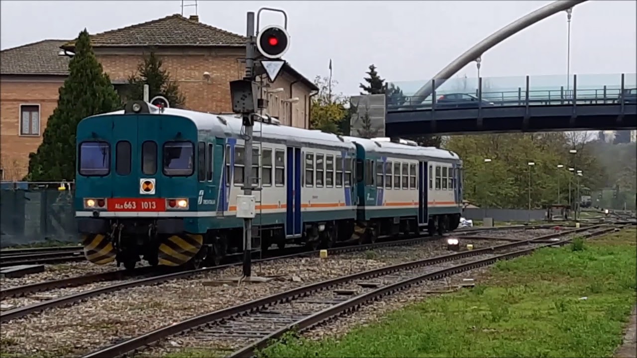 [Treni] Arrivi, partenze e manovre alla Stazione di Siena. Swing ATR220, Regionale Veloce,
