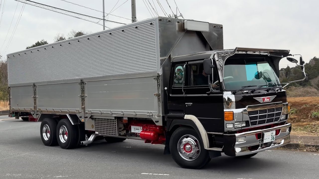 🆕【搬入①】アカツキ2026 チャリティイベント 国宝級の極美車のドルフィン現る‼︎