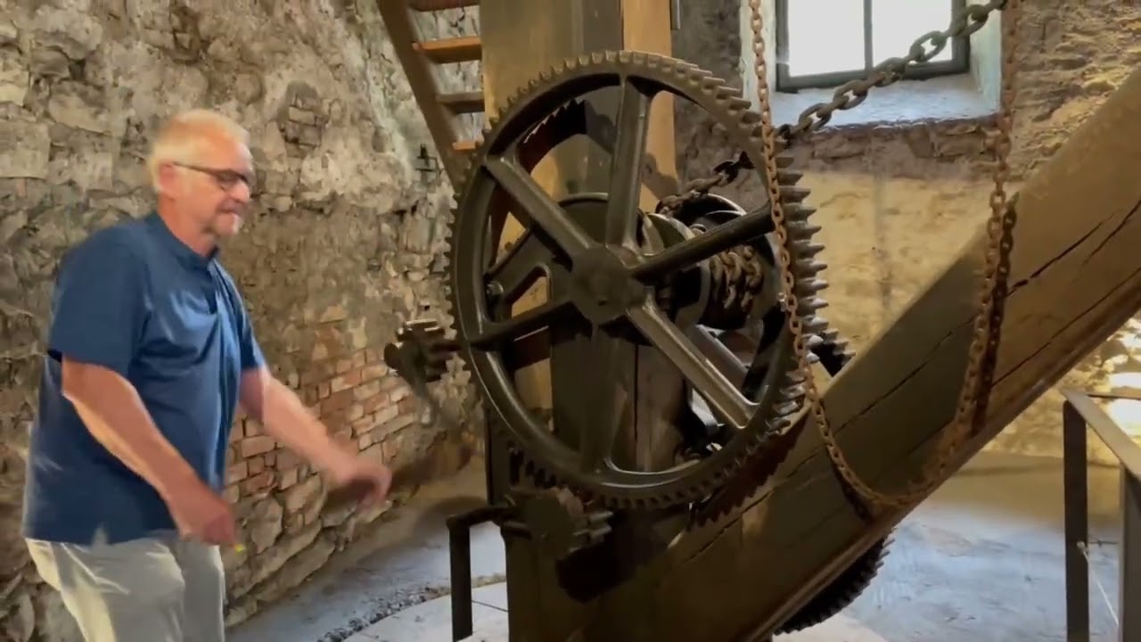 Industriedenkmal: der historische Flammofen