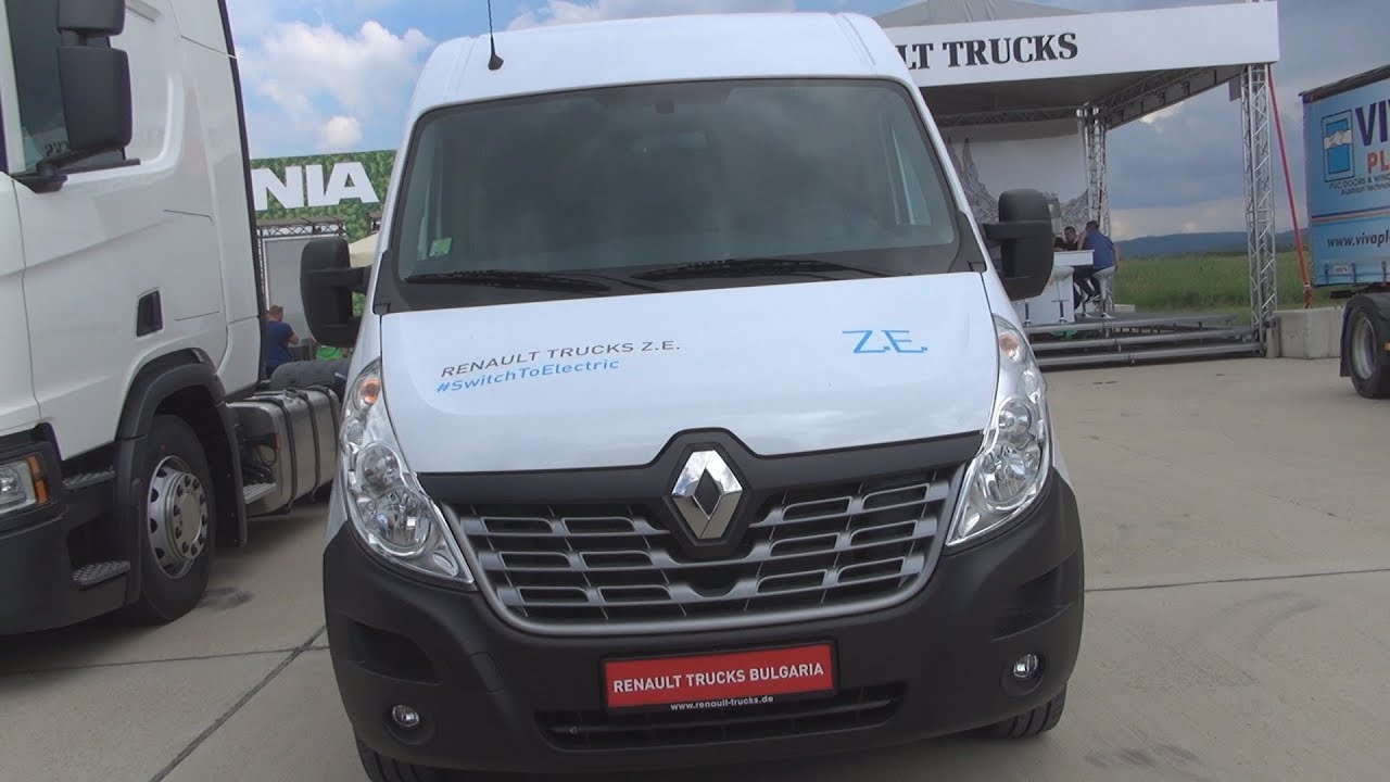 Renault Master Z.E. 33 Panel Van (2019) Exterior and Interior