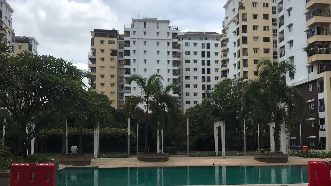 Mantri Alpyne 3bhk apartment available for sale on higher floor