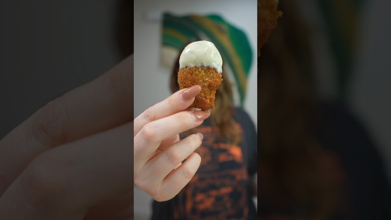 ⭐️FRIED PICKLE RECIPE⭐️ #friedpickles #mukbang #pickles #asmr #easyrecipe #shorts