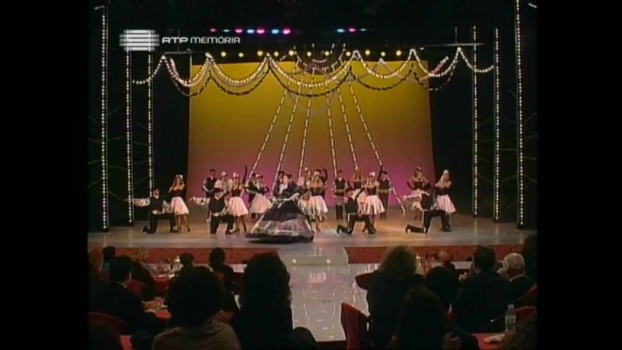 Anita Guerreiro e Fernanda Baptista recriam Marchas Populares de Lisboa no "Cabaret" 1/2