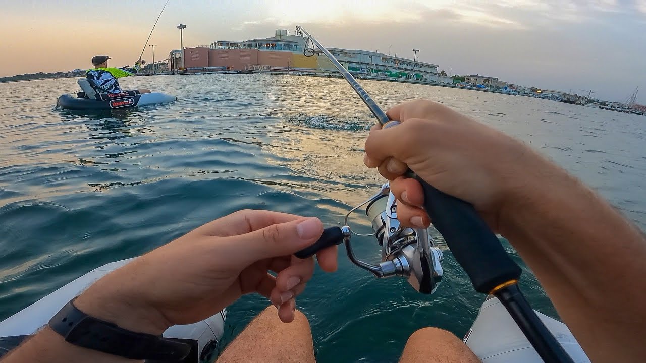 LUBINAS desde PATO en el MAR MENOR | PESCA DE SUPERFICIE💥🎣
