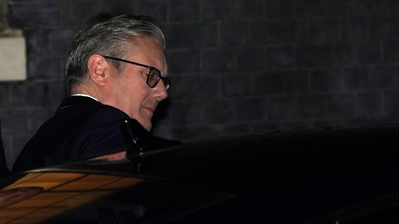 ‘How long can he seriously cling on’: Starmer ‘fighting for his political life’ to remain as PM
