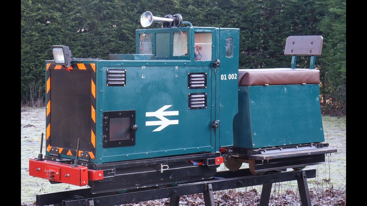 7 1/4 inch gauge freelance petrol hydraulic with driving truck