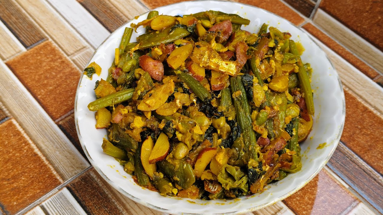 ফেউয়া মাছের শুটকির তরকারি রান্না।