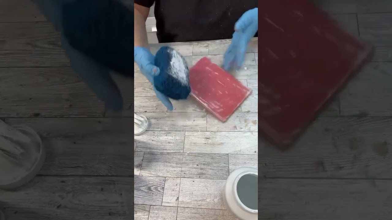 How to distress wood #tutorial #paintingtutorial #diycrafts