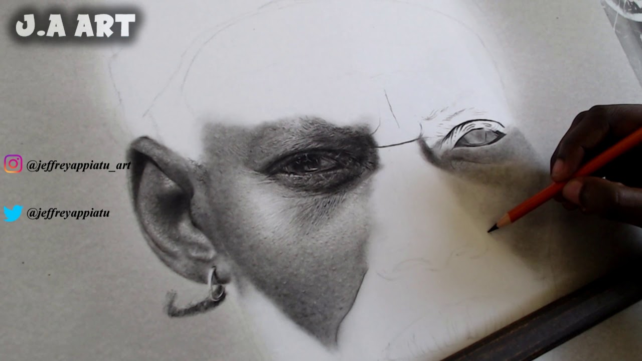 BUILDING HYPERREALISTIC SKIN TONES WITH CHARCOAL AND GRAPHITE