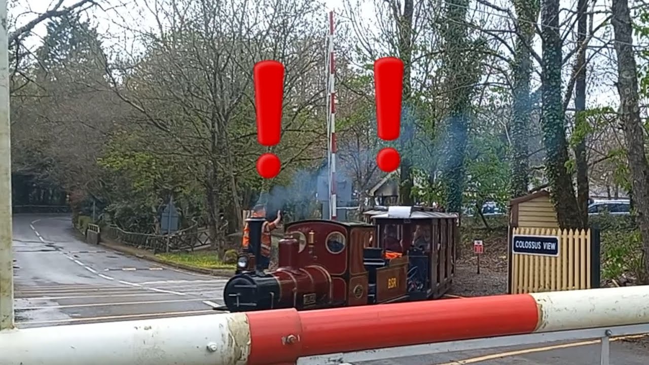 *1 barrier fails to lower* Trago Mills level crossing, Devon