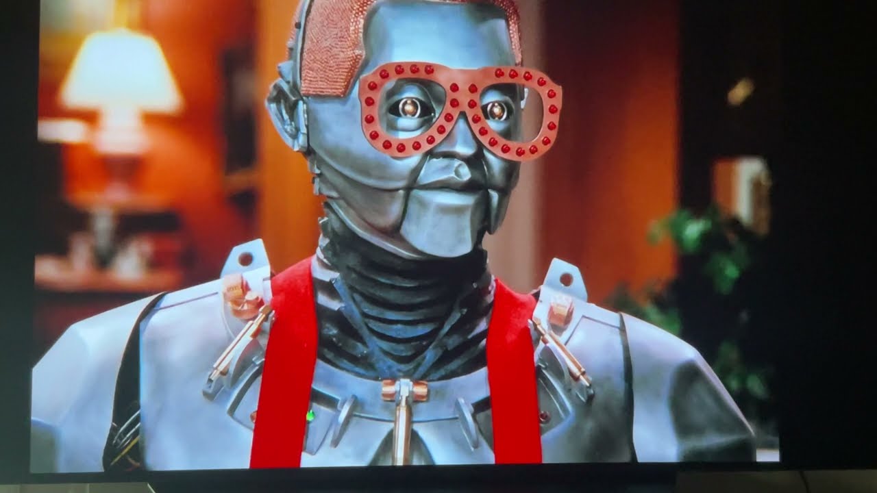 Urkel bot trying to kiss Laura Winslow