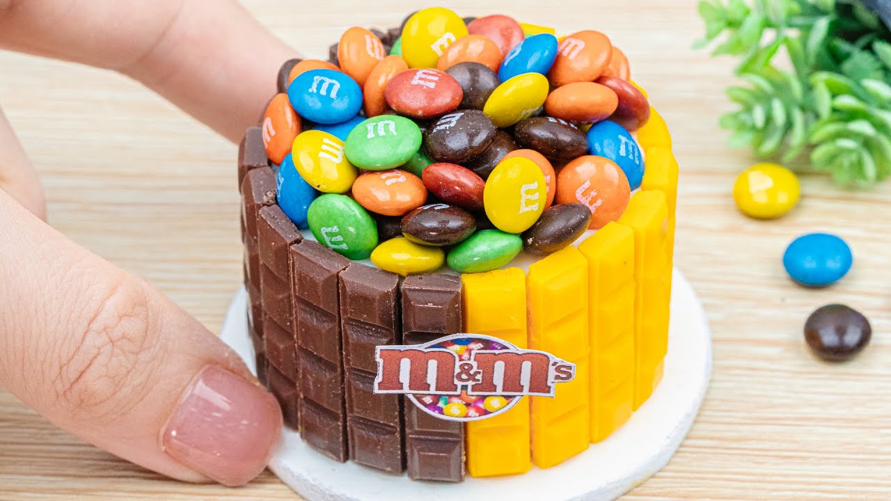 Rainbow M&M Cake 🍫 Chocolate Cake With Rainbow M&M Candy | Lotus Media