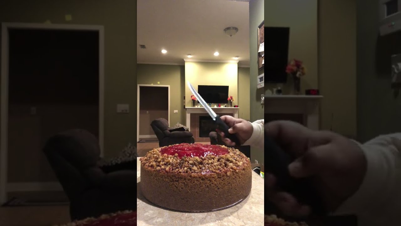 Junior's Strawberry Cheesecake Review