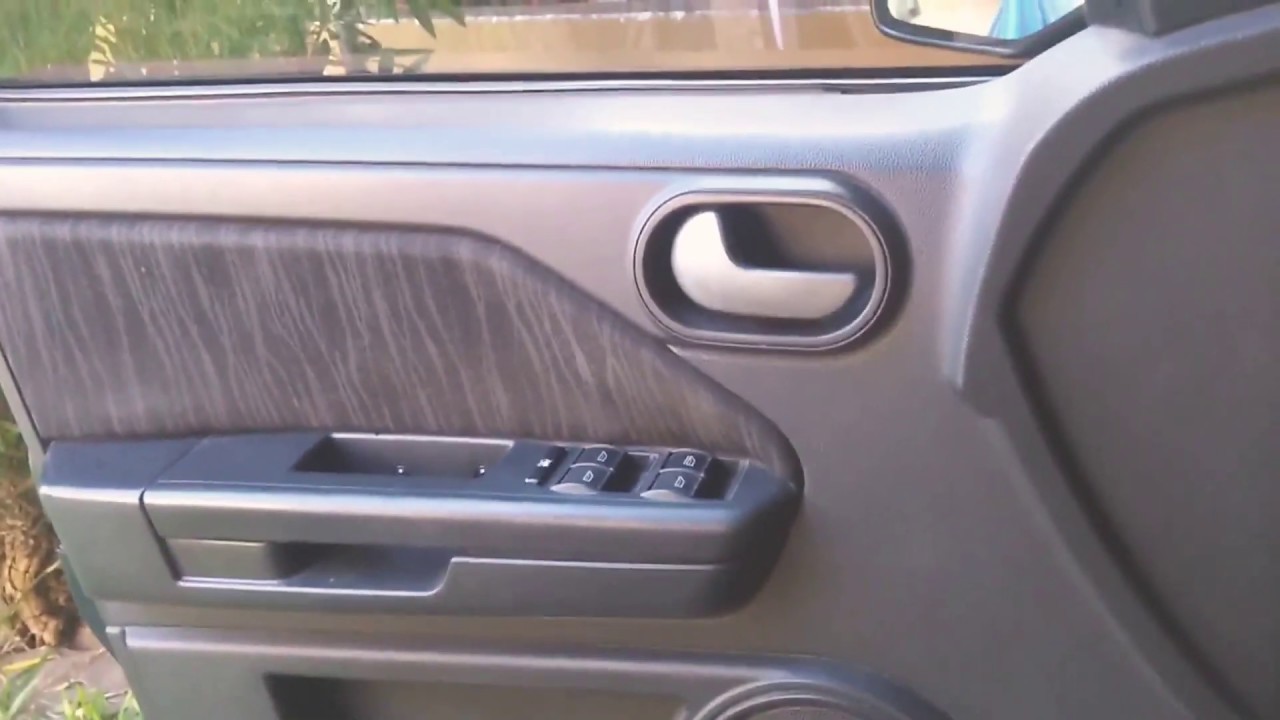 Panel de puerta delantera, Ford Ecosport