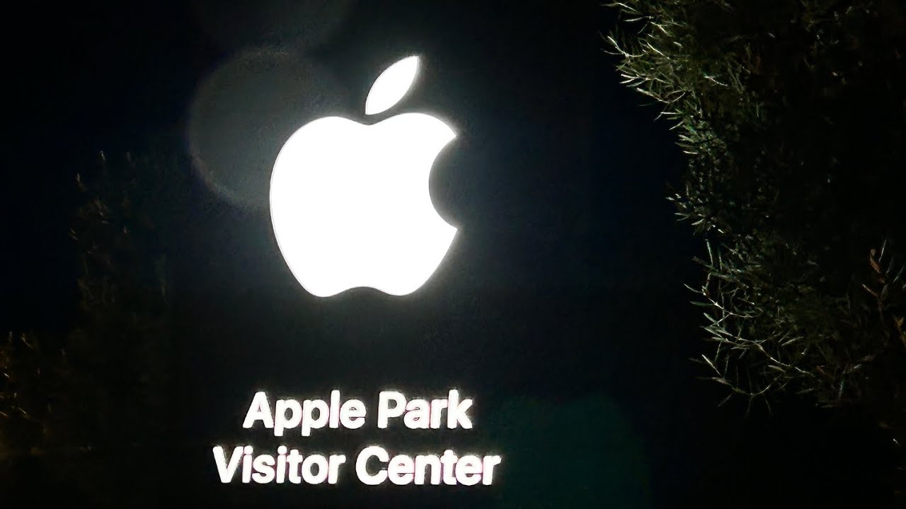 Apple Park Visitor Center, Cupertino, California.