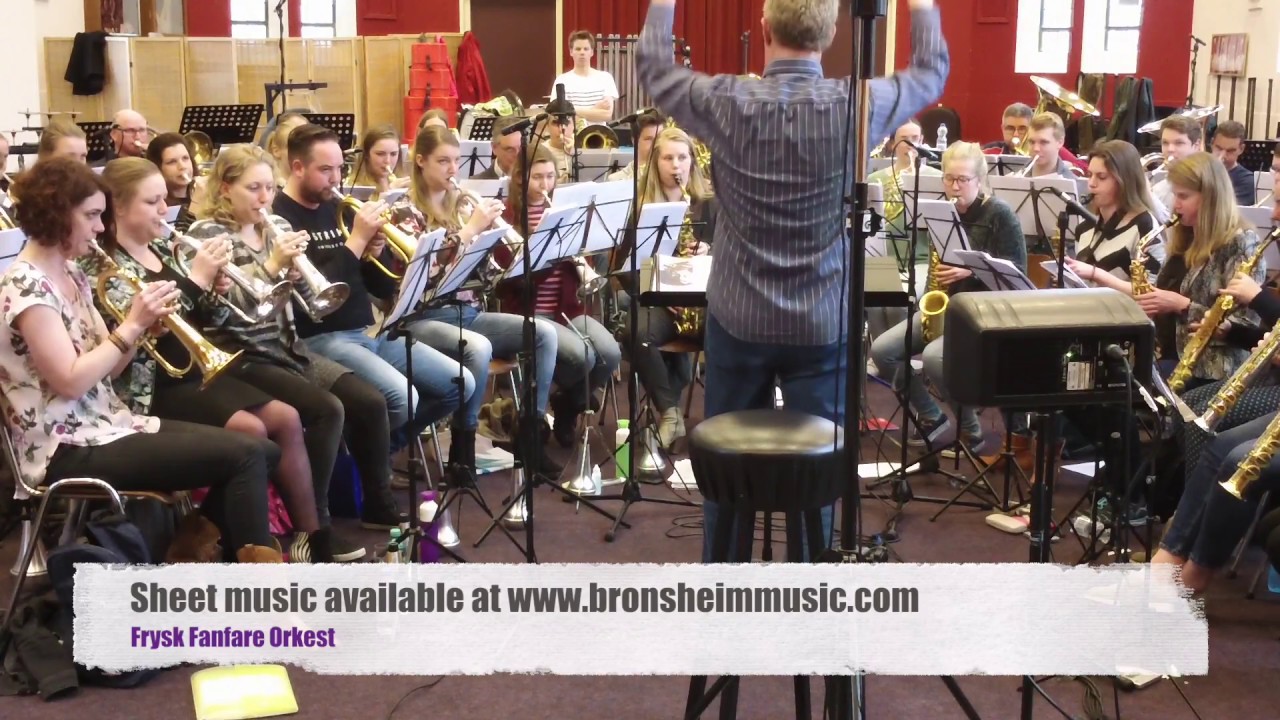 Frysk Fanfare Orkest speelt 