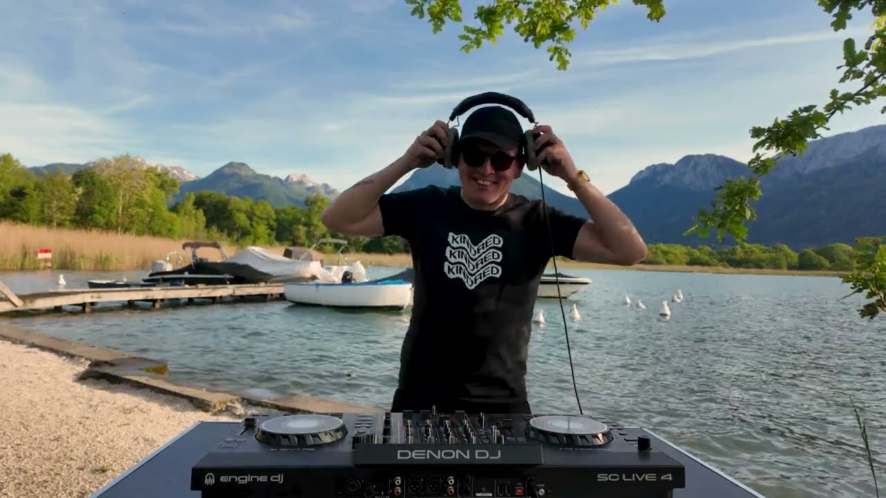 Live Techno at Lac d'Annecy (Mixed on Denon SC Live 4)
