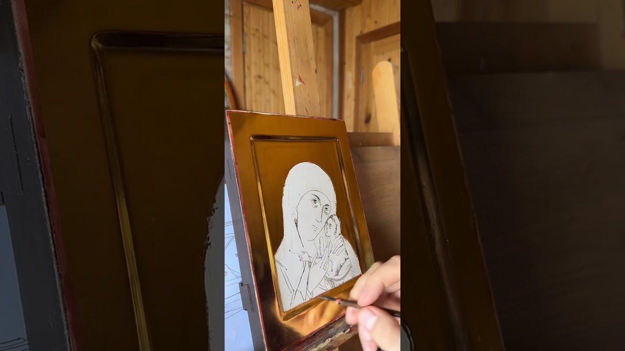 Процес написання ікони Божої Матері розміром 17×23 см із позолоченим фоном