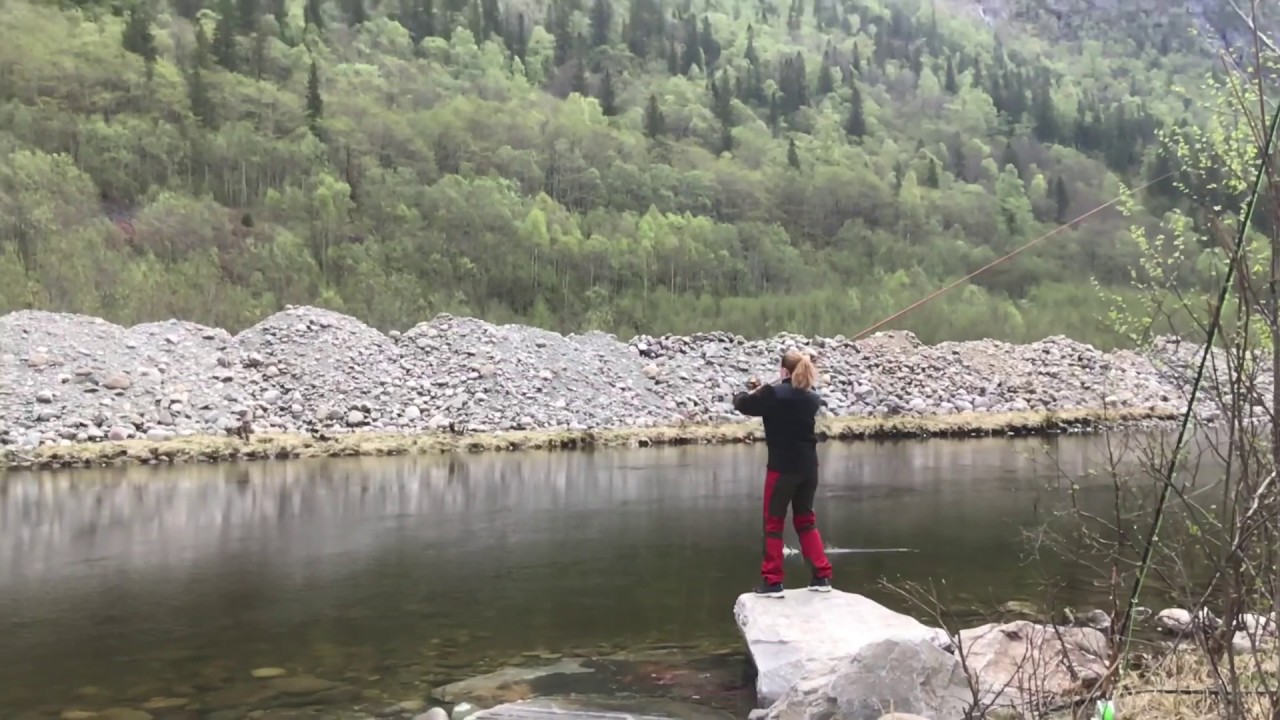 Twohanded spey casting with LTS across 14’ in slow motion