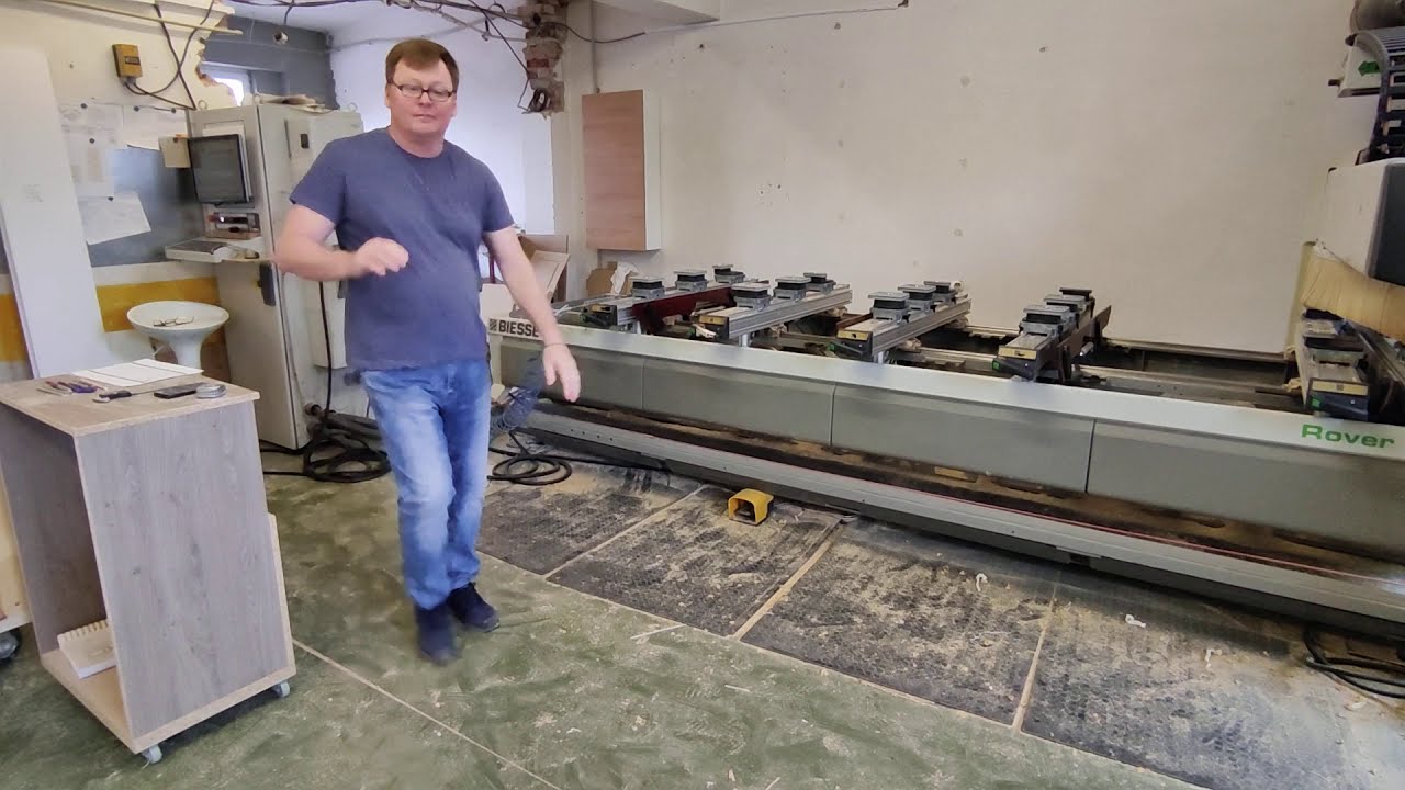 Výroba vestavné skříně -KORPUS