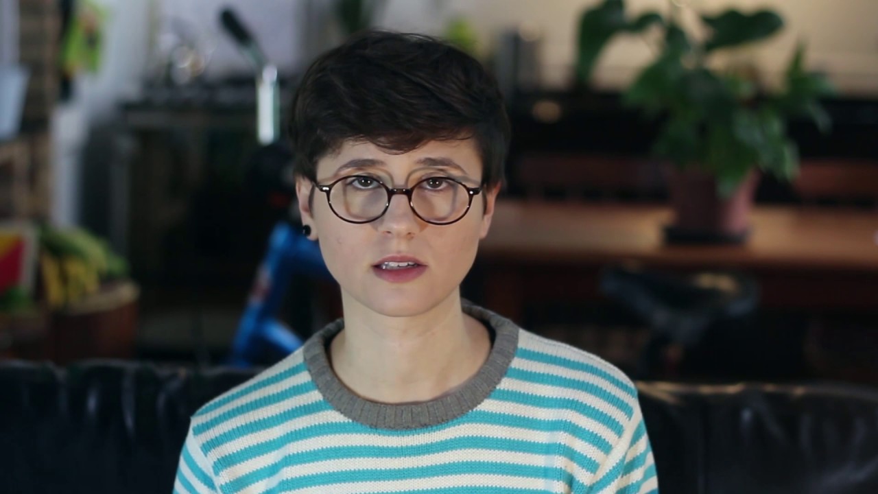 Pergunte a Ela #11 - Porque NÃO chamar mulheres lésbicas de “gays”?