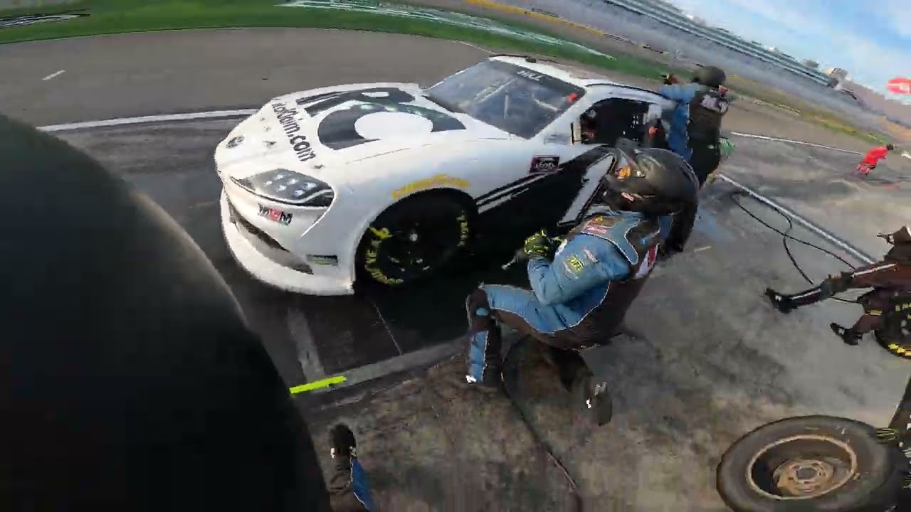 MBM Motorsports pit stop in Pov