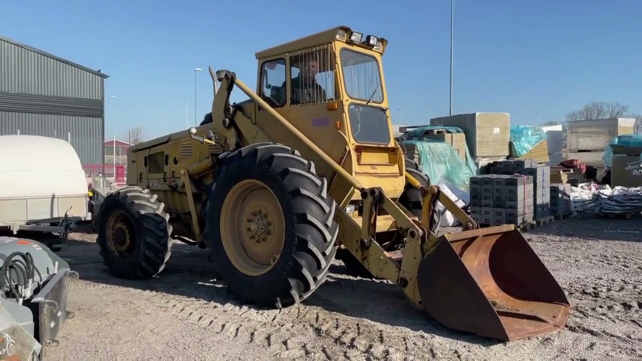 Baklastare, Volvo BM, modell LM 841 | Sajab Auktioner
