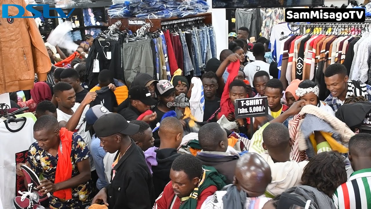 HAIJAWAHI KUTOKEA !! Cheki Wanairinga Walivyojazana Kwenye Duka Jipya La VUNJA BEI/Nyomi La Kufa Mtu