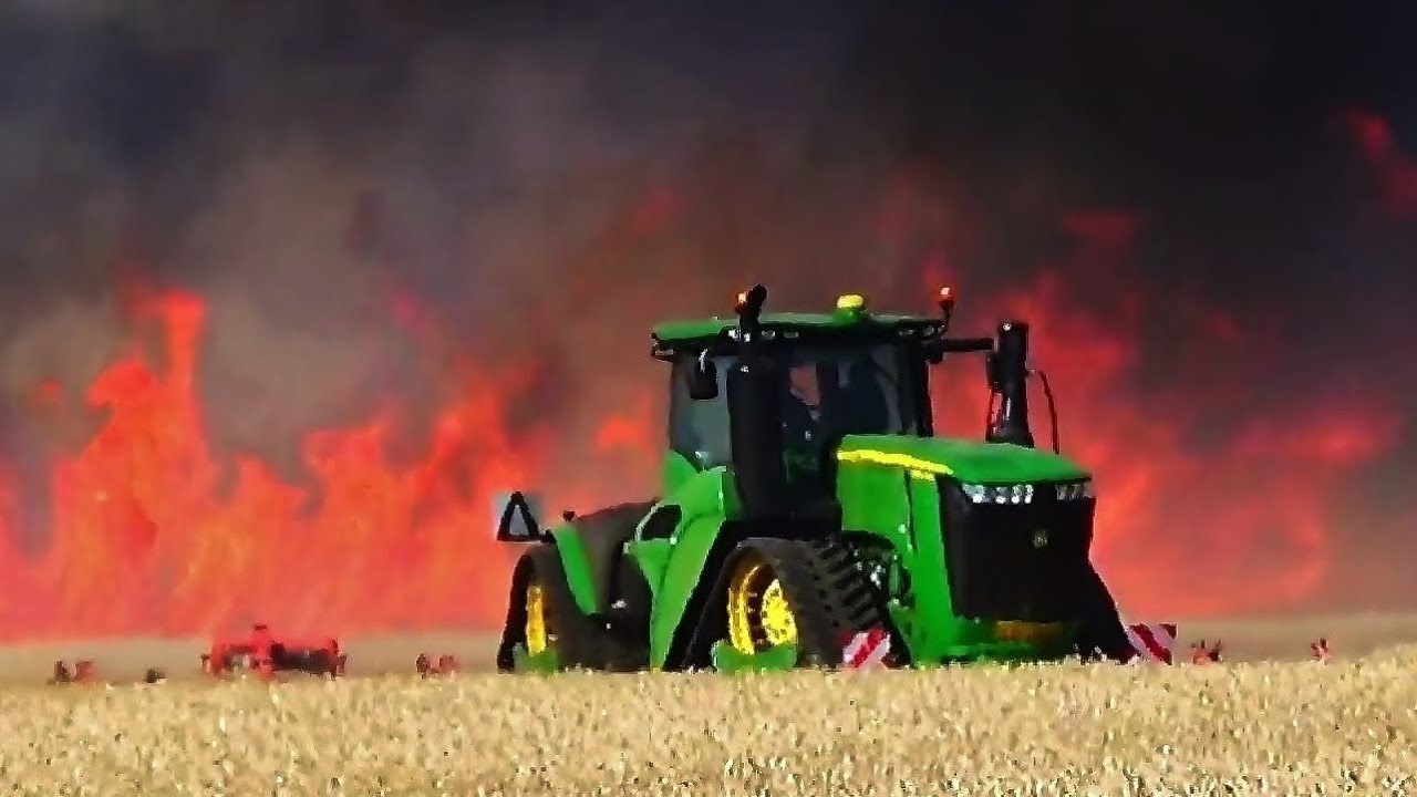 2x John Deere 9620RX - Big fire Action | Tillage Work 2017