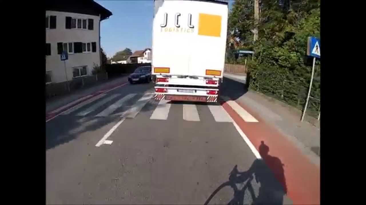 Specialized Allez drafting behind truck !