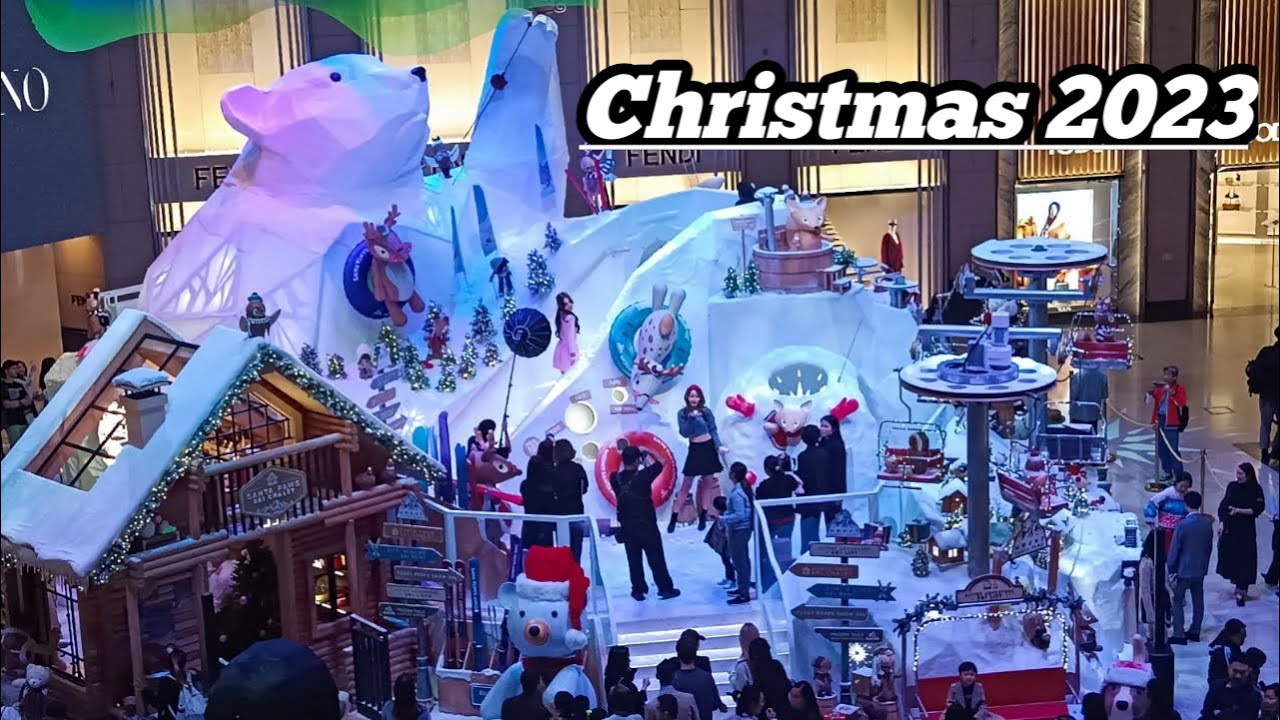 Christmas decorations 2023 at LANDMARK Central Hong Kong