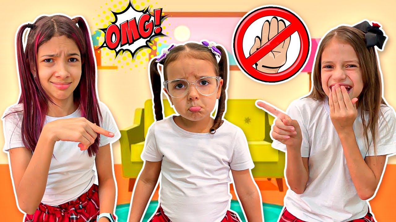 Julinha, Manu e Amigos em sua história escolar sobre diversidade