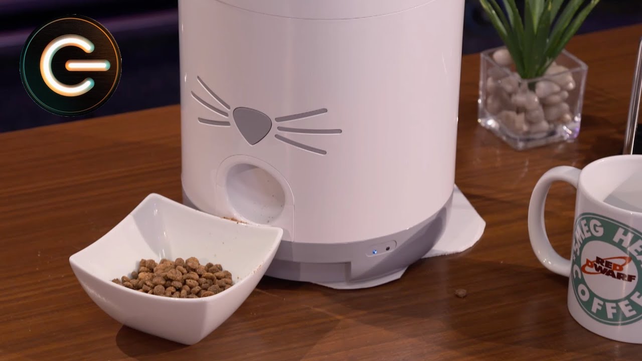 Catit PIXI Smart Feeder Review | The Gadget Show