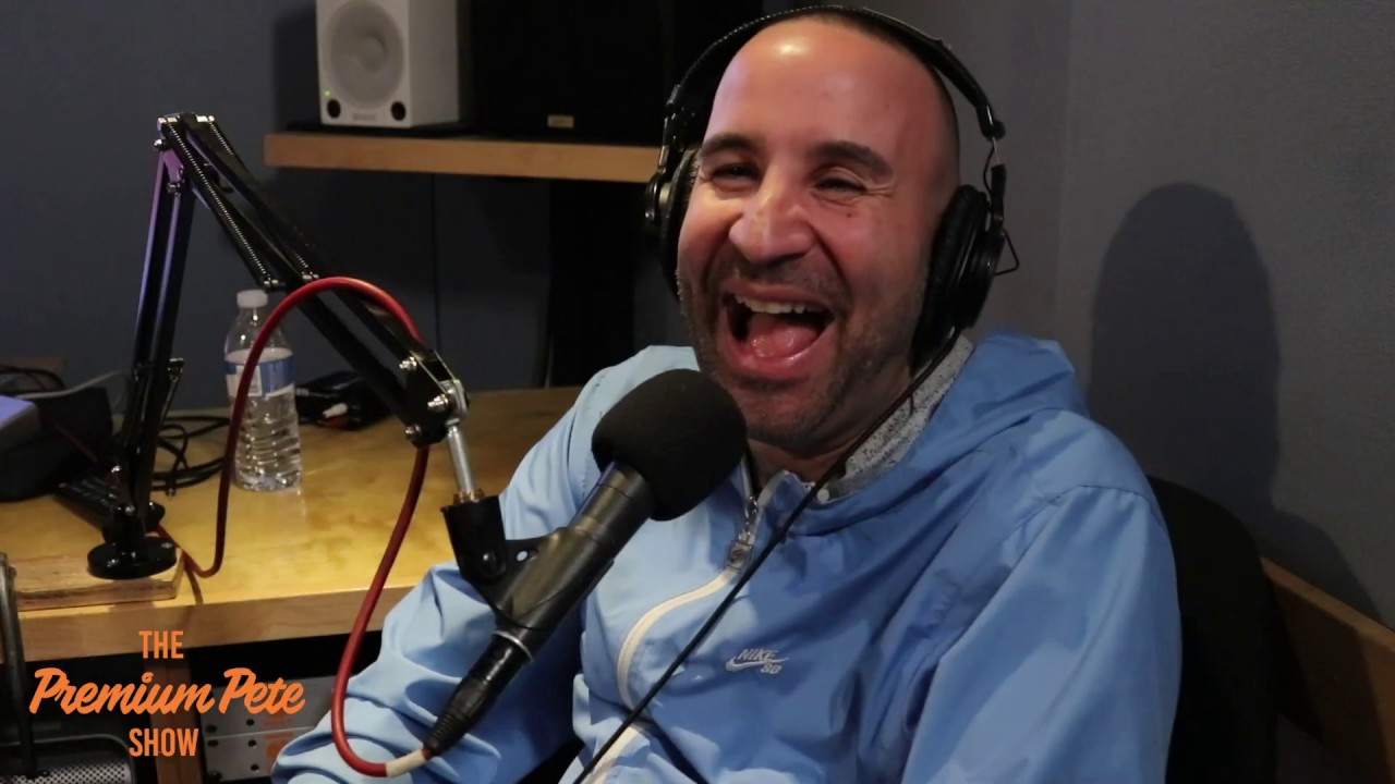 Tony Soprano & Furio Dragging Drunk Fan To Their Hotel Room (The Sopranos)