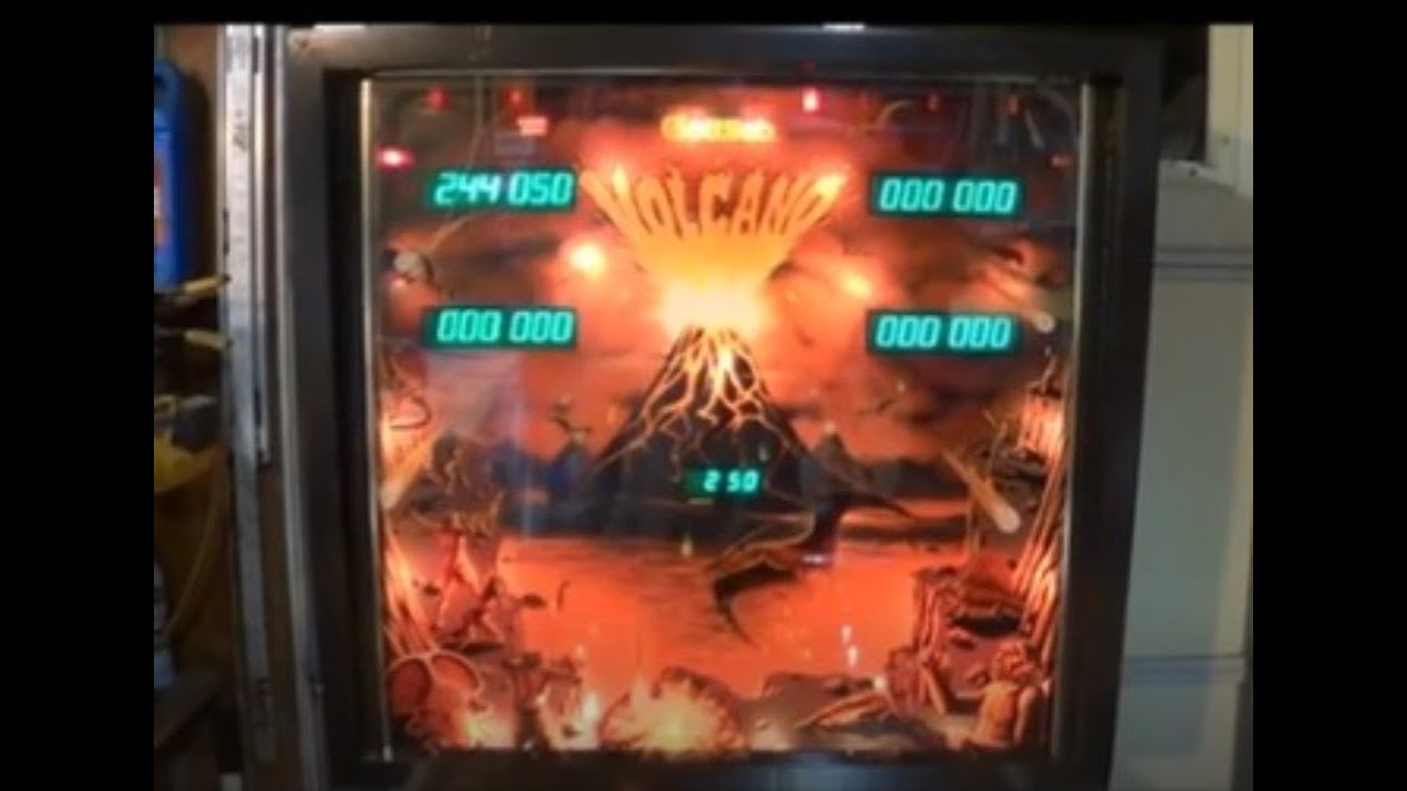 VOLCANO PINBALL MACHINE - BY GOTTLIEB 1981