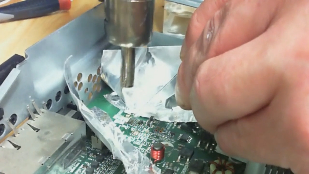 Ремонт Xbox 360 S No Power на уровне компонентов