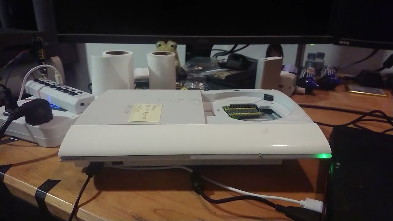 PS3 Superslim BadWDSD qCFW 4.92 Overclock/PS2/Petitboot Test